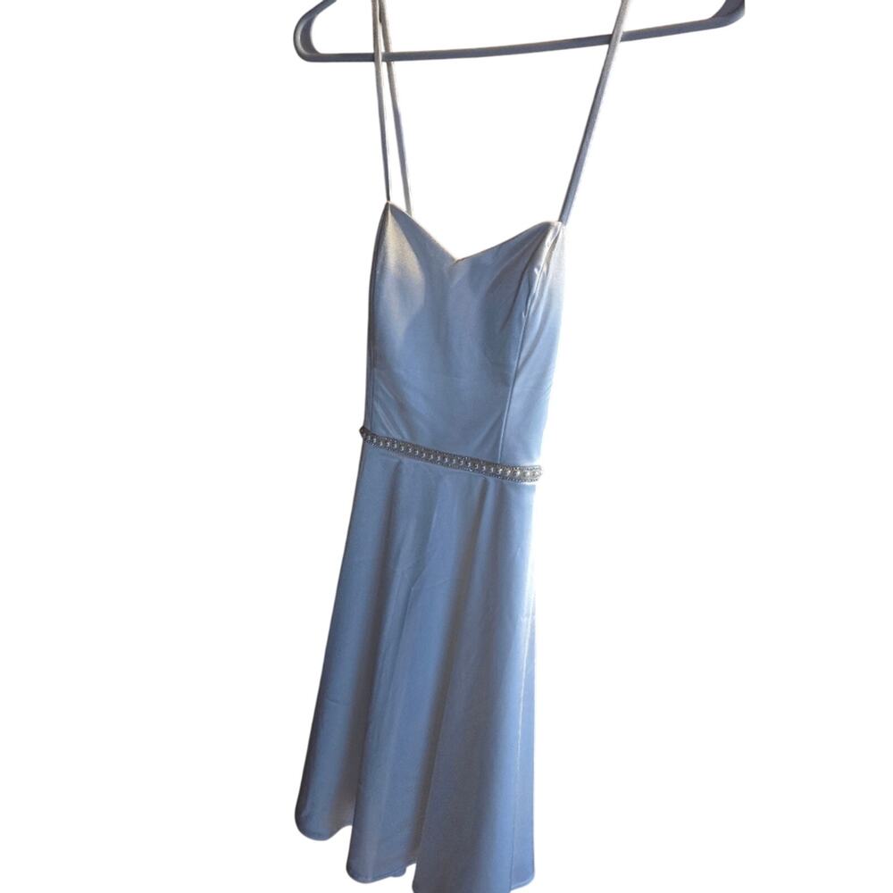 White size 5 womens dress mini  classy